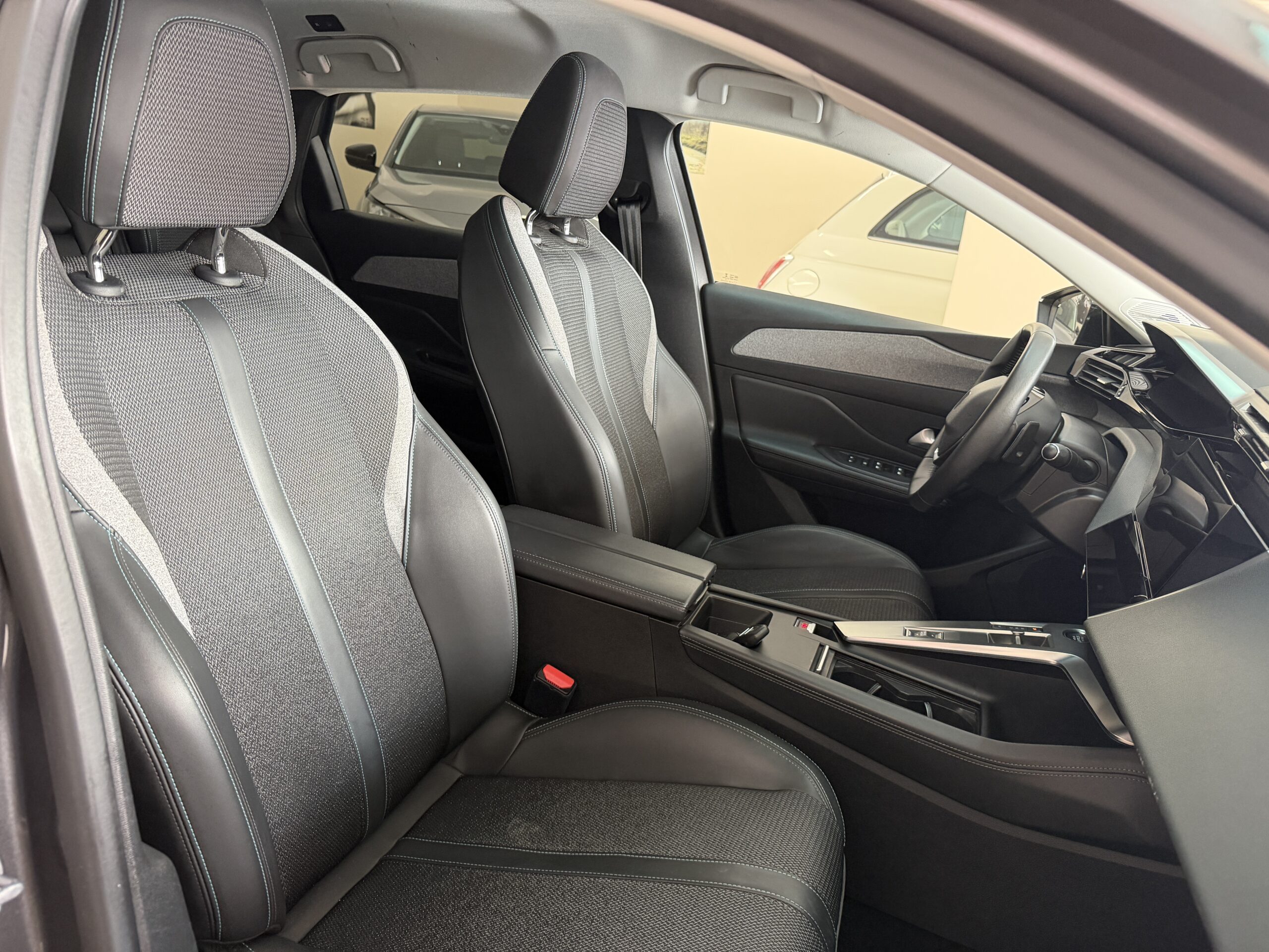  Peugeot 308 BlueHDi 130 S&S EAT8 SW Allure Pack full 