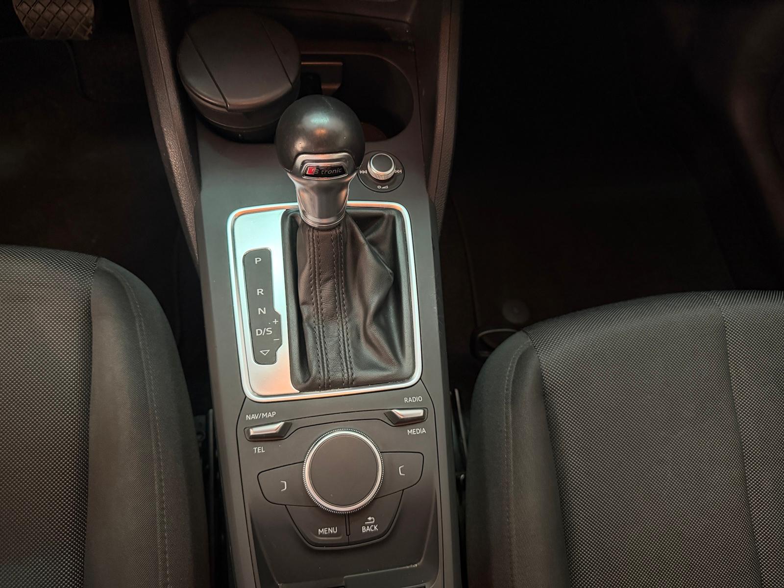  Audi Q2 30 TDI Business Design full 