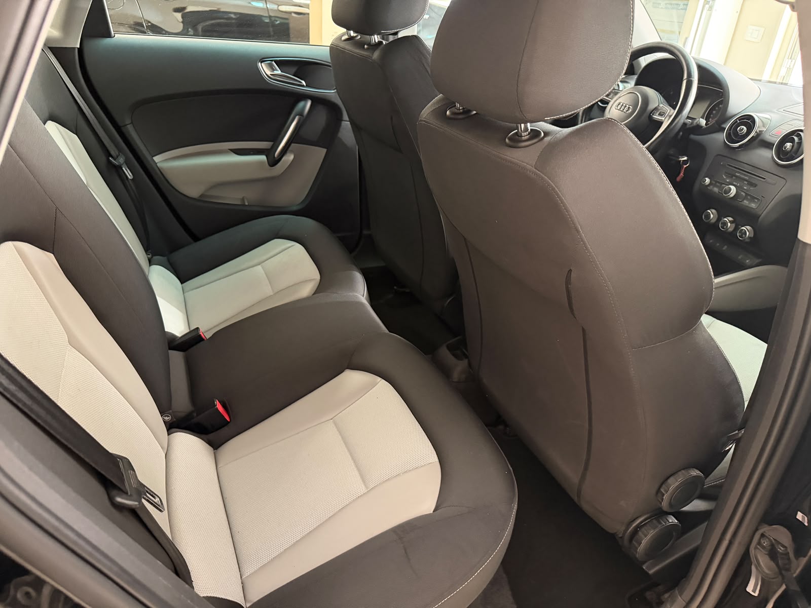  Audi A1 1.6 con 105 CV full 