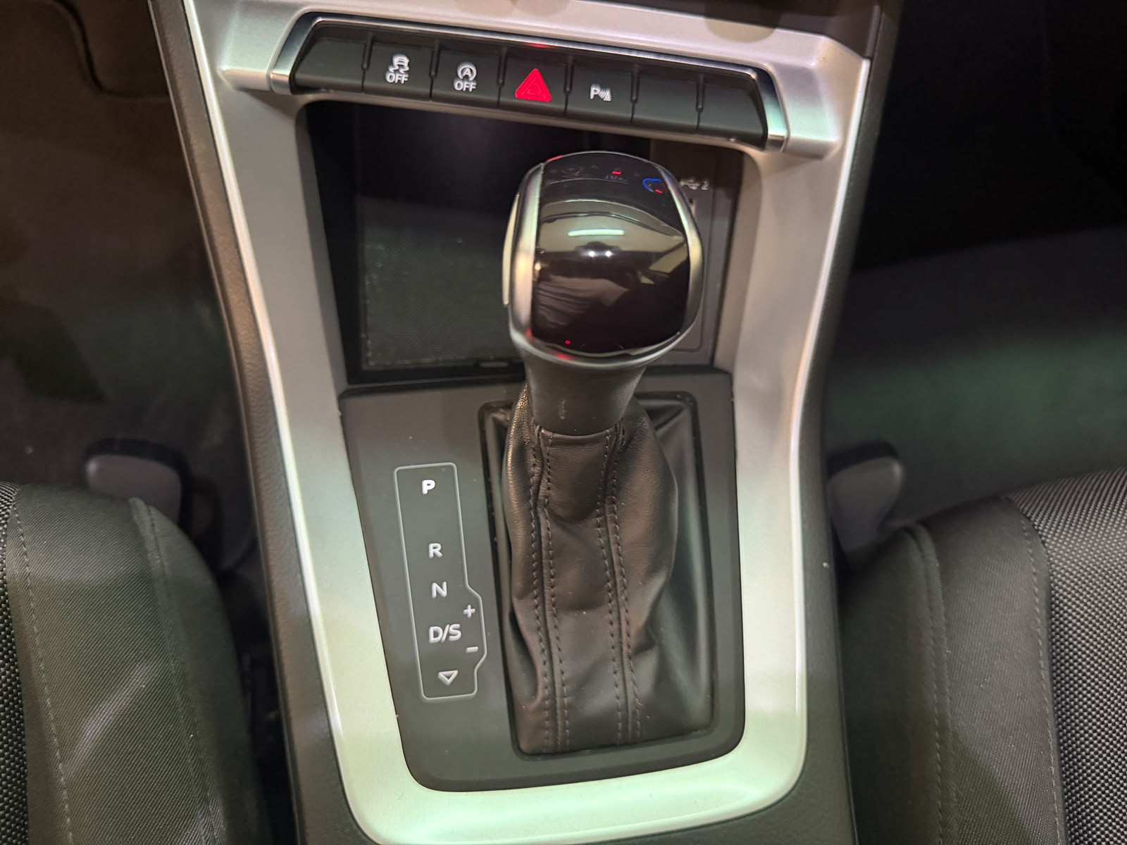  AUDI Q3 35 TDI S tronic Business Sport utility full 