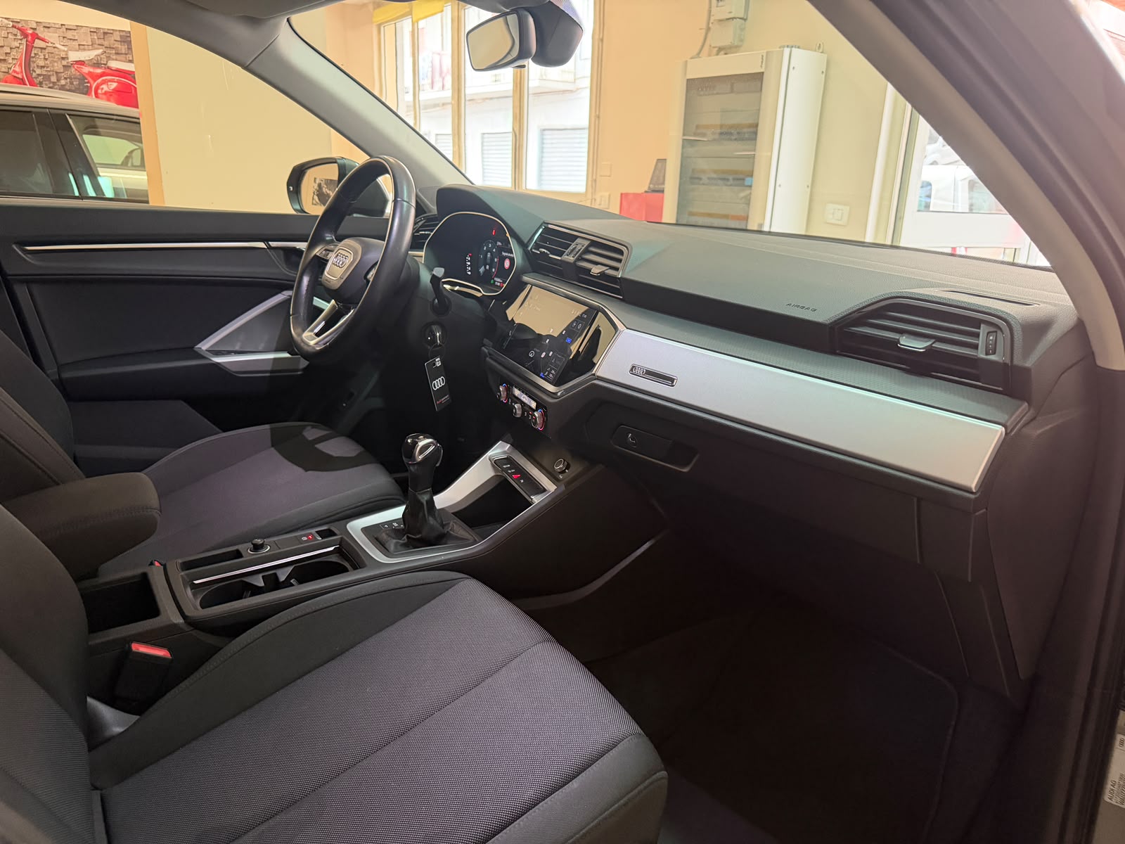  AUDI Q3 35 TDI S tronic Business Sport utility full 