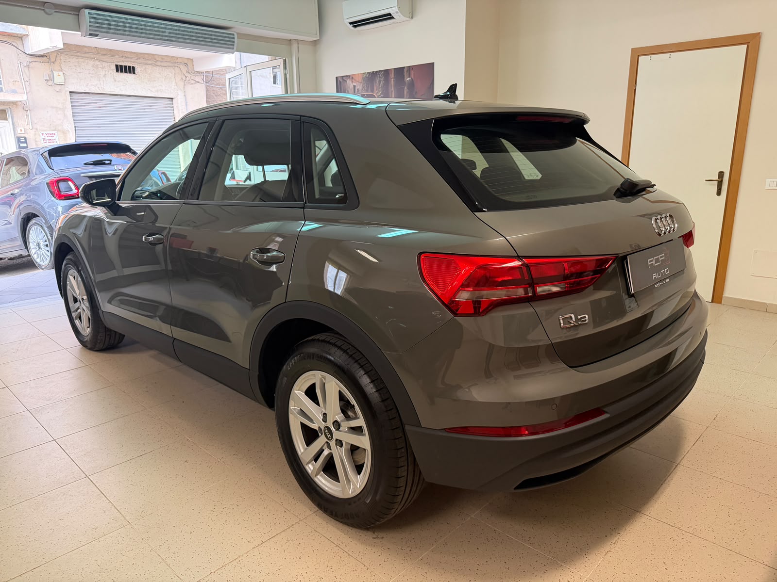  AUDI Q3 35 TDI S tronic Business Sport utility full 
